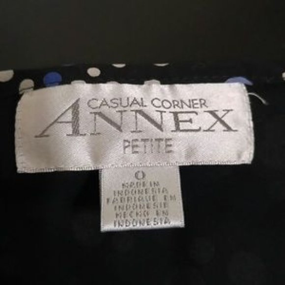 Black and blue circle print skirt size 0P - Picture 6 of 7